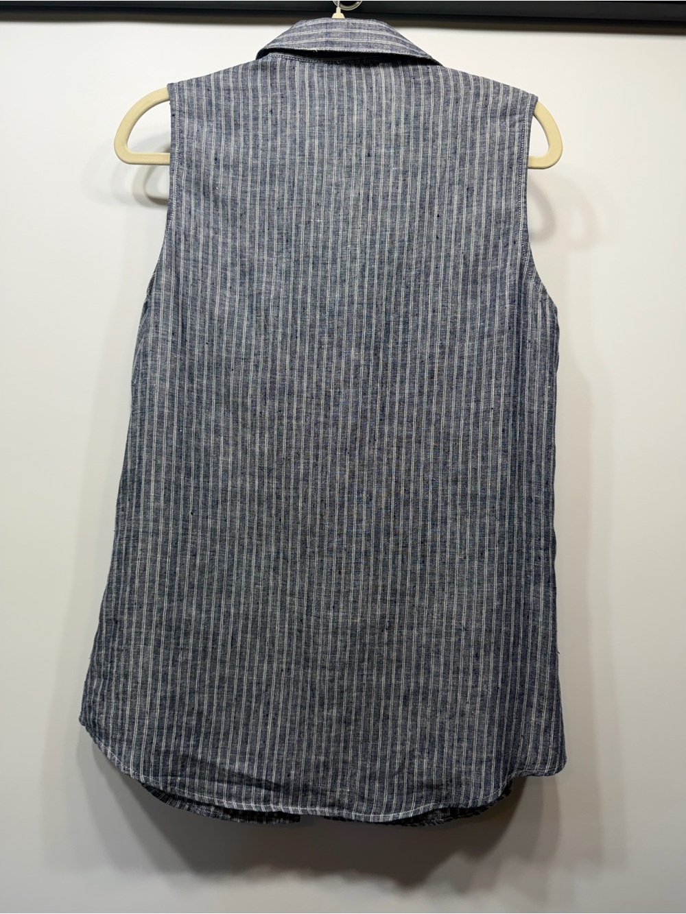Ellen Tracy 100% Linen Sleeveless Button Front Top Medium Blue Stripe - Picture 11 of 12